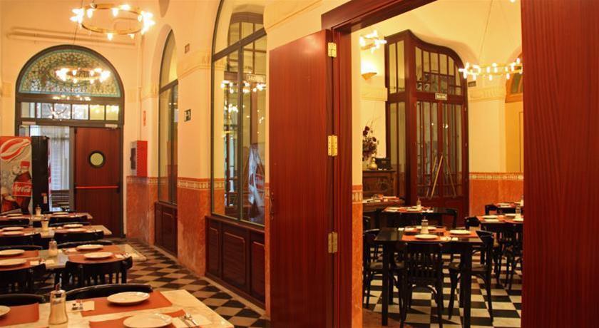 Hotel Peninsular Barcelona Exterior photo
